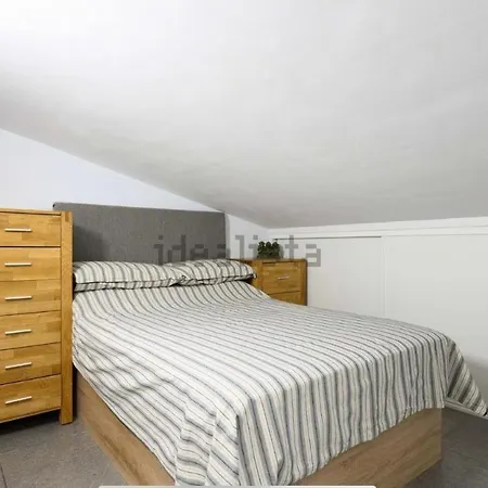 Moderno Con Bicicletas Holiday home