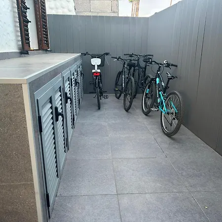 Holiday home Moderno Con Bicicletas *